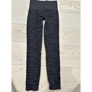 Spanx Love Your Assets by Sara Blakely Seamless Leggings Gray Camo Print Sz L